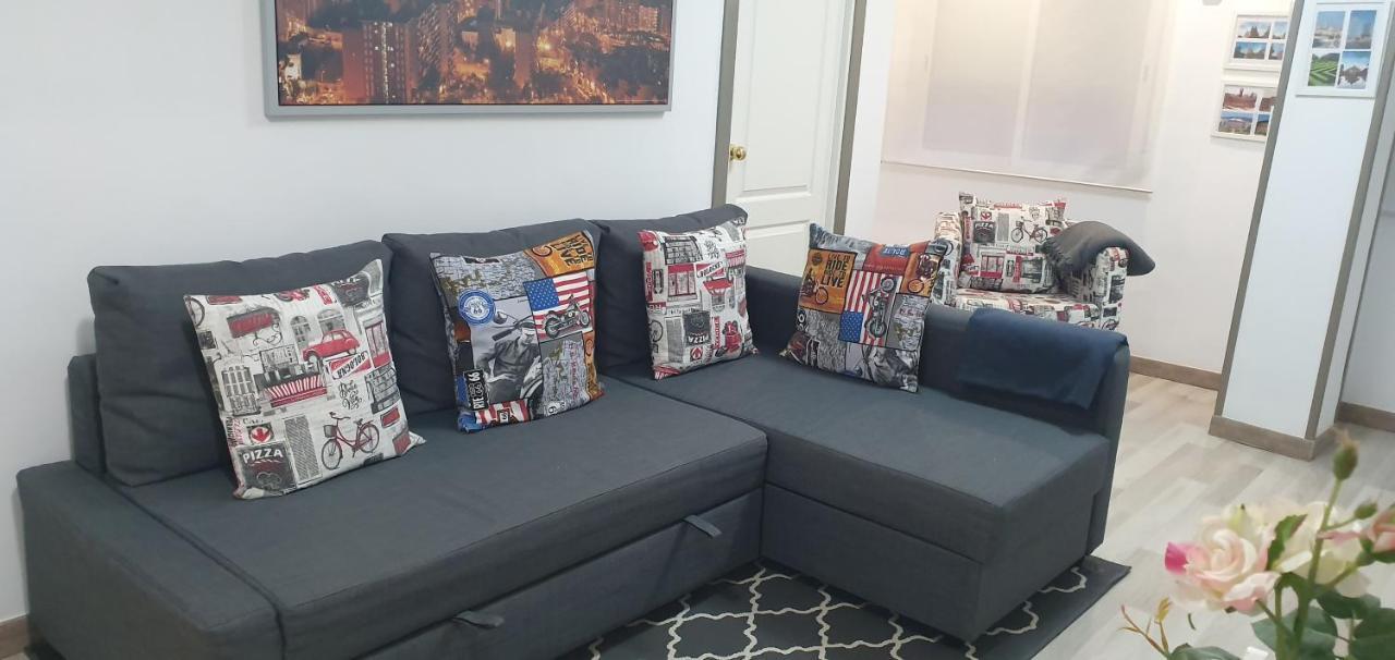 Apartaments B O D Collblanc L'Hospitalet de Llobregat Kültér fotó
