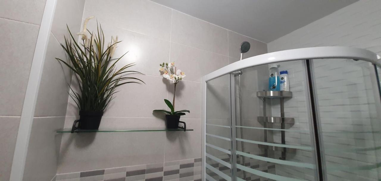 Apartaments B O D Collblanc L'Hospitalet de Llobregat Kültér fotó